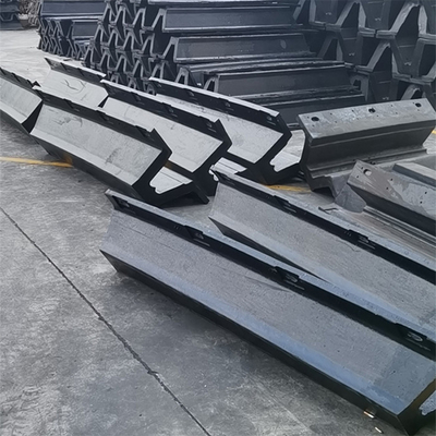 protection en caoutchouc de dock de couleur de noir des amortisseurs NR 500H de la voûte 417kNm