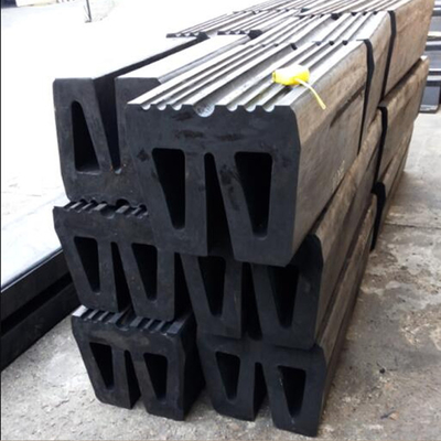 Grand type du dock W le caoutchouc naturel d'amortisseur pour Tug Boat Bumper