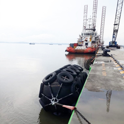 Certificat navire-navire des amortisseurs ISO9001-2008 BV CCS de dock flottant de transferts