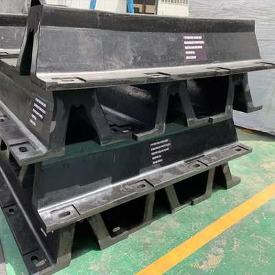 pare-chocs en forme de V d'amortisseur de dock de bateau d'amortisseur en caoutchouc de voûte du noir 800H