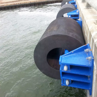 Le pare-chocs en caoutchouc cylindrique résistant pour le bateau PIANC2002 a certifié
