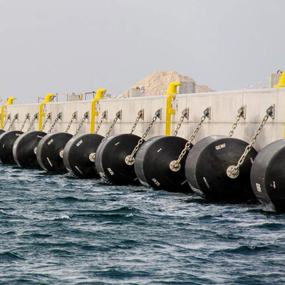 La cellule fermée de polyuréthane écument des amortisseurs de bateau 2500mm*4000mm pour le bateau de dock