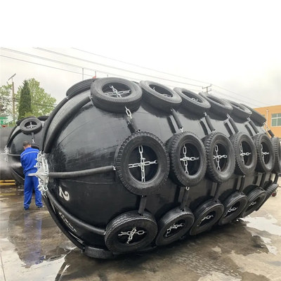 Amortisseur en caoutchouc du diamètre 500mm-4500mm Yokohama pour l'amarrage
