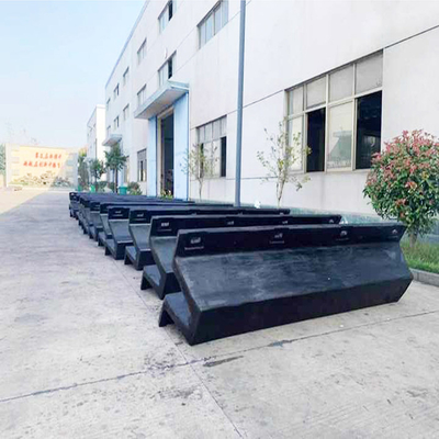 V / D 1000mm Fenders montés sur le quai pour superyacht