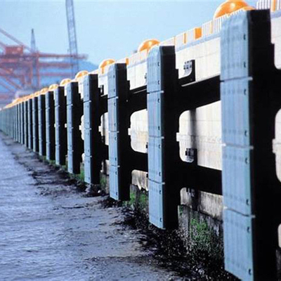 Épaisseur personnalisable Fender en forme de V pour la protection marine et plus