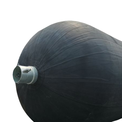 Les pare-chocs des sous-marins sont moins usés et conformes aux normes maritimes internationales