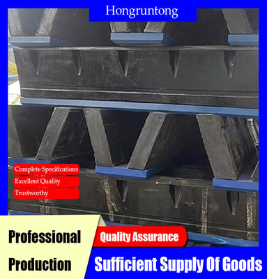 500H X 1500mm V type coussins de détecteur en caoutchouc résistant aux chocs lourds