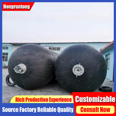 Les pare-chocs des sous-marins sont moins usés et conformes aux normes maritimes internationales