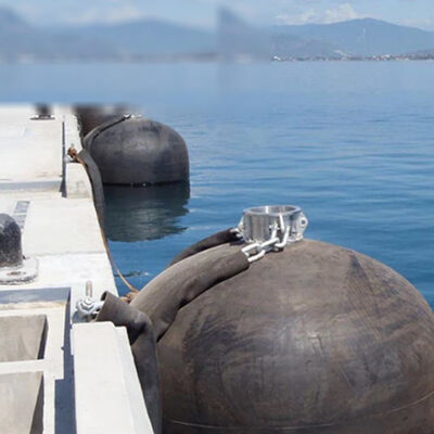 Conception résistante à la corrosion Fendeur maritime Haute capacité de charge Installation facile