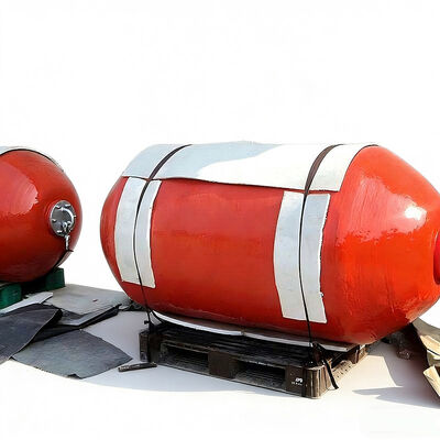 Les défenses maritimes protègent efficacement les navires et réduisent les dommages liés à l'accostage. Haute récupération à la compression.