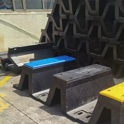 Pare-chocs de quai pour garde-boue marin V avec absorption d'énergie élevée, construction en caoutchouc durable et faible entretien